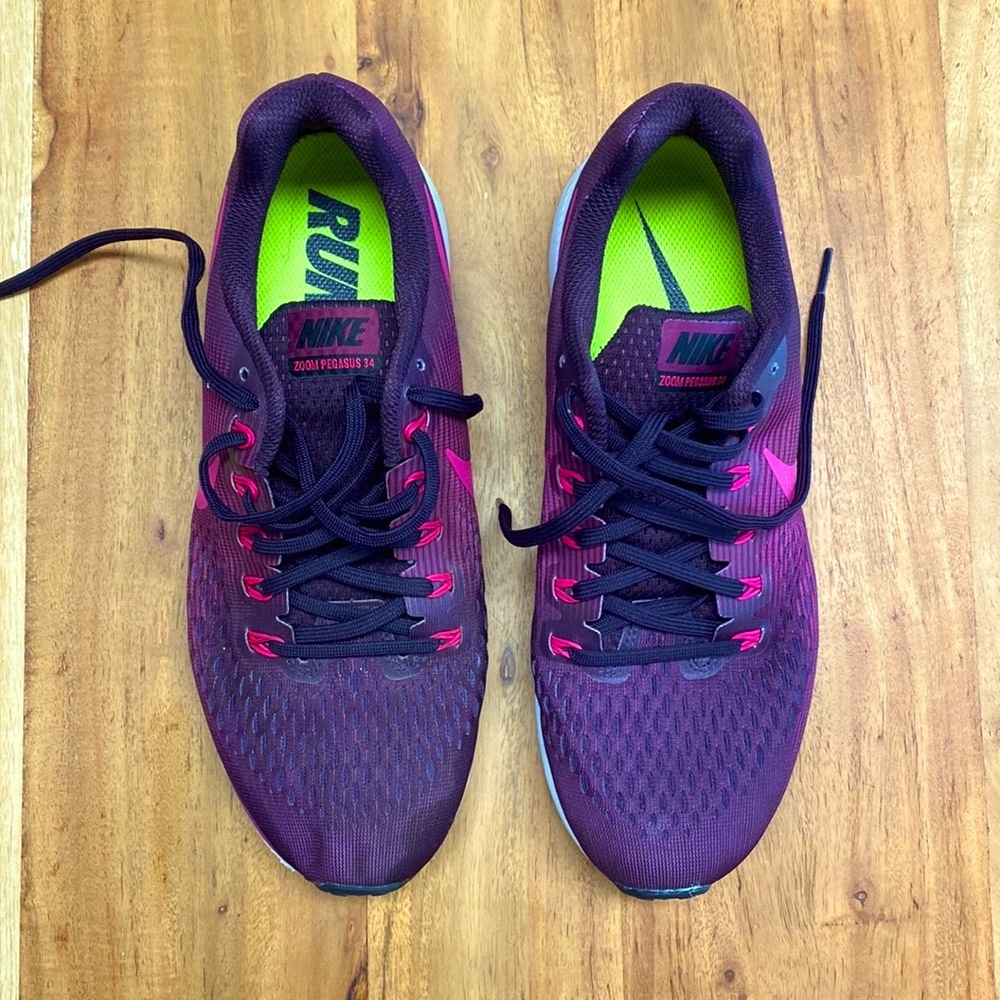 Nike Size 10 running sneakers